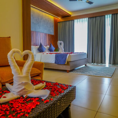 “Luxurious honeymoon suite in Winternote featuring cozy interiors and romantic ambience.”