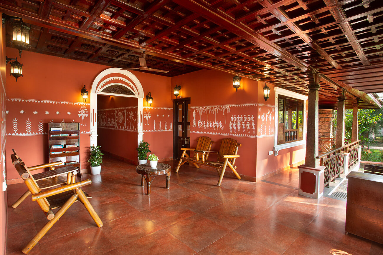 Traditional Ayurveda treatment at Ayurveda resort in India Akanta Cherai