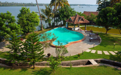 Authentic Ayurveda Treatment at Akanta Ayurveda and Yoga Cherai – Ayurveda Resort in Kerala